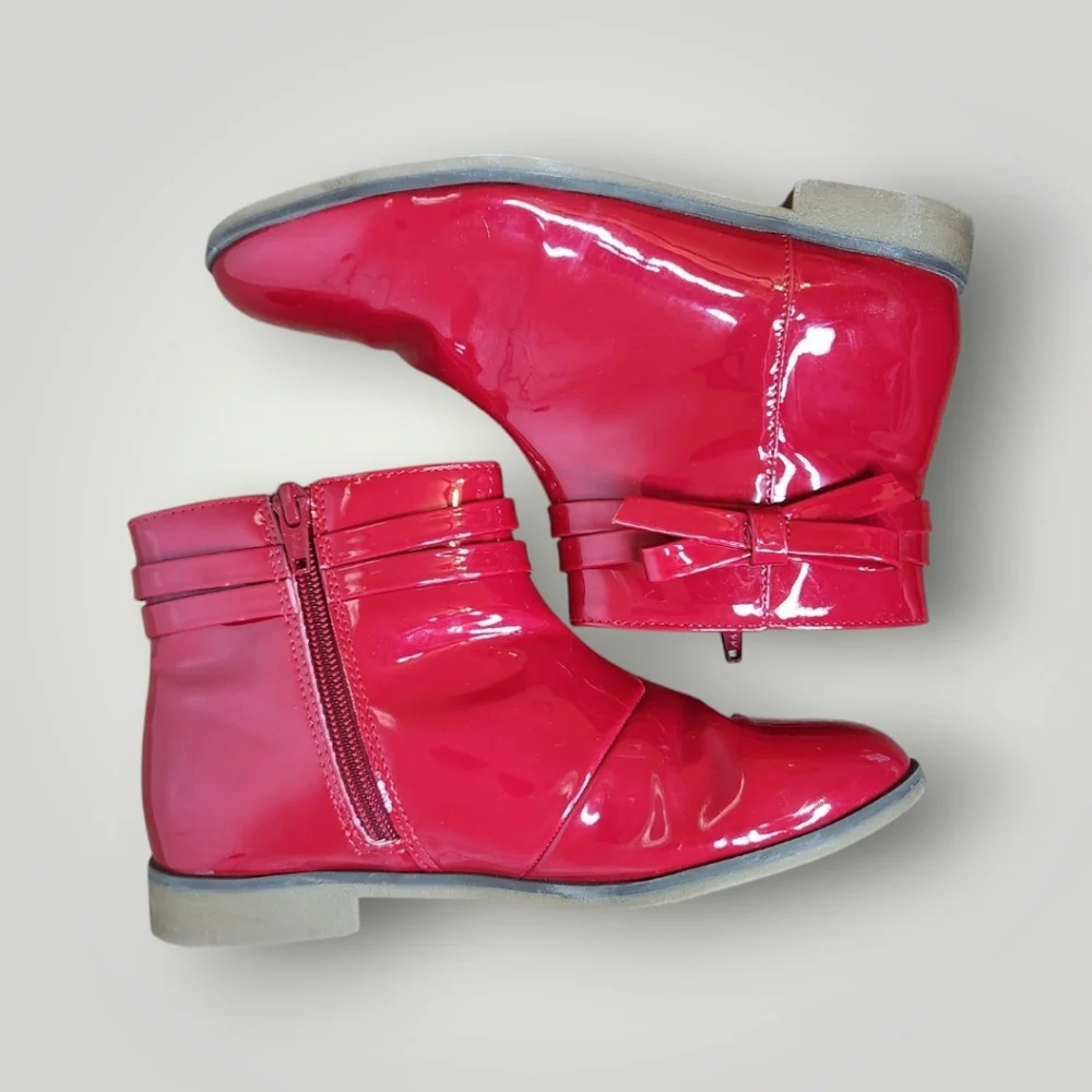 Gymboree Red Kids Boots with Bow size 2 Red Boots Side Zips Faux Patent